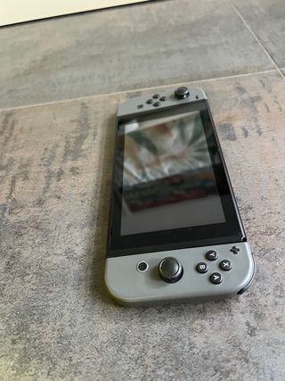 Nintendo Switch Grigio + Extra MOLTO POCO USO