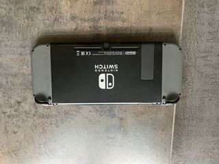 Nintendo Switch Grigio + Extra MOLTO POCO USO