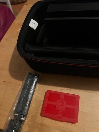 Nintendo Switch Grigio + Extra MOLTO POCO USO