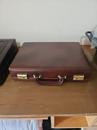 Maletín ejecutivo piel marrón