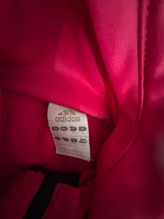 Lote de 3 Prendas: Adidas + Tommy Hilfiger.