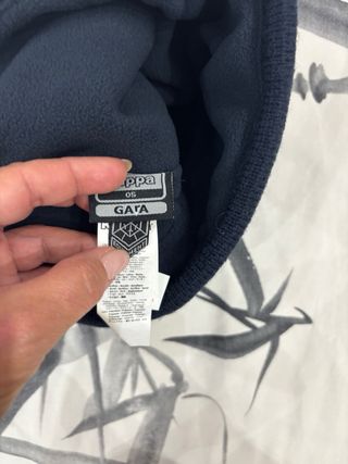 Cappello Kappa Blu e Bianco con Pompon