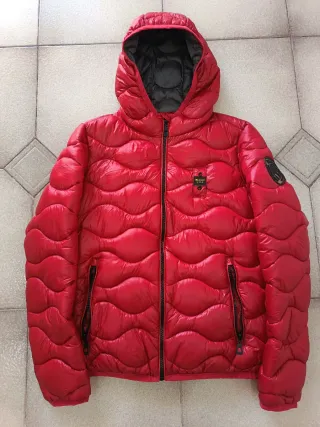 Blauer Giubbotto Rosso Cappuccio