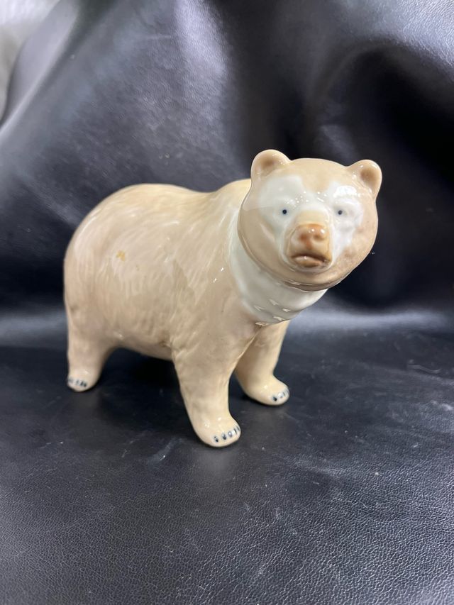 Figura Orso in Porcellana Beige e Bianco