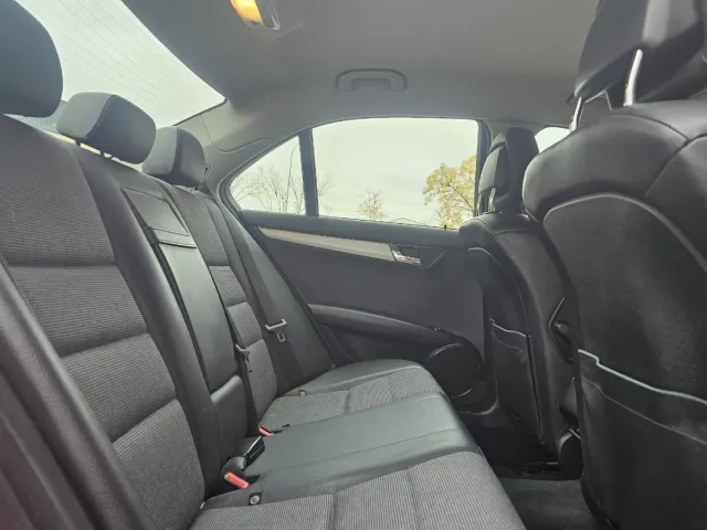 Mercedes-Benz Clase C 2010