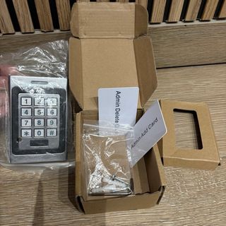 Teclado acceso puerta RFID