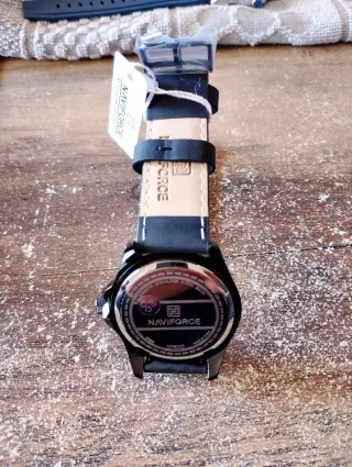 Reloj Naviforce Negro