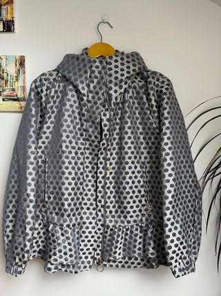 Cazadora lunares gris y malva