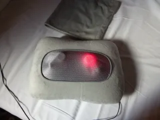 Almohada Masaje Gris con Calor Rojo