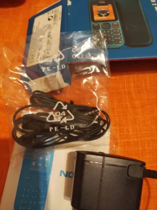 Teléfono Móvil Nokia 100 negro