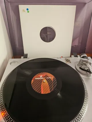 Vinilo Martinez – Shadowboxing (2005)