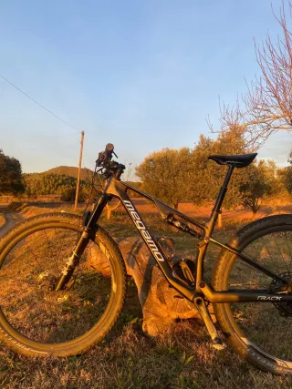 Megamo Track R10 Carbono Talla M