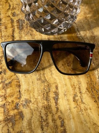 Gafas de sol Carrera Negras