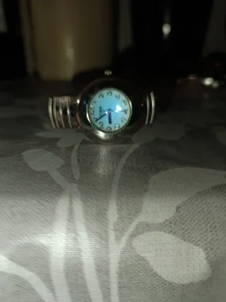 Reloj Vogue Cuarzo Azul y Plateado