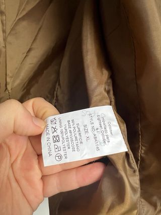 Cazadora efecto piel camel