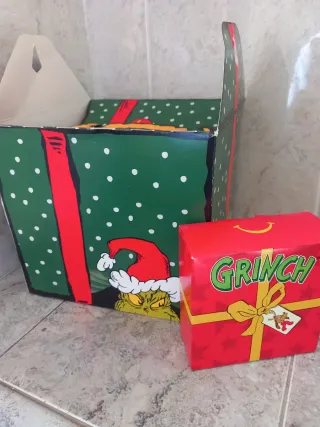 Scatola Grinch Happy Meal McDonald's + Regalo
