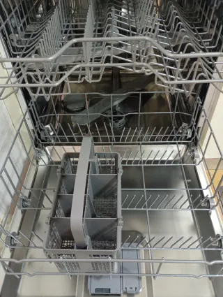 Lavavajillas Beko Blanco URGE VENDER por MUDANZA