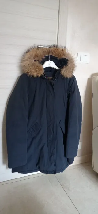 Giubbotto Woolrich blu con cappuccio