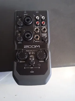 Zoom U-24 Interfaccia Audio Handy