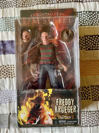 Figura Freddy Krueger Elm Street 2010