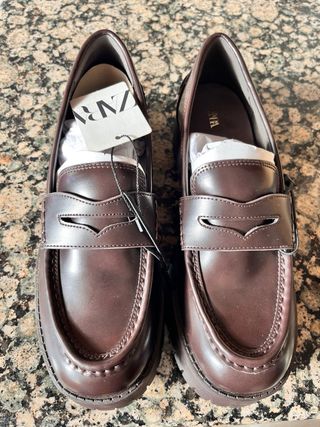 Mocasines Marrón Chocolate, talla 38. Zara