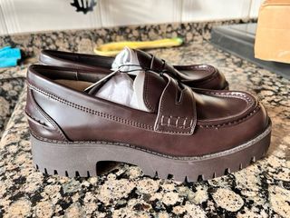 Mocasines Marrón Chocolate, talla 38. Zara
