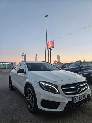 Mercedes-Benz GLA 2016