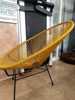 Silla acapulco amarilla. En perfecto estado