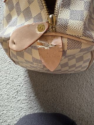 Louis Vuitton Bauletto Beige