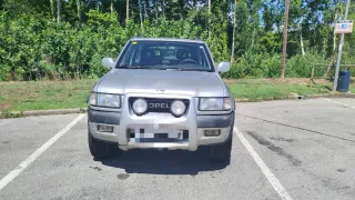 Opel Frontera 1999