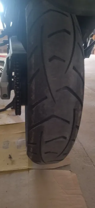 Suzuki V-Strom 650 ABS Negra y Blanca