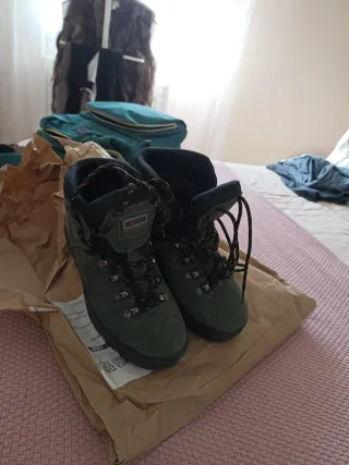 Botas montaña Notton Talla 39