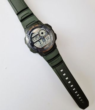Reloj Casio AE1000W-3AV Original Nuevo