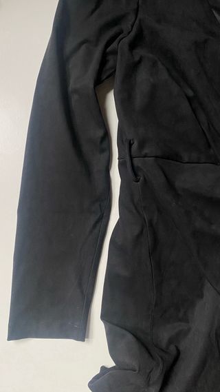 Vestido cruzado negro antelina. Zara. talla M