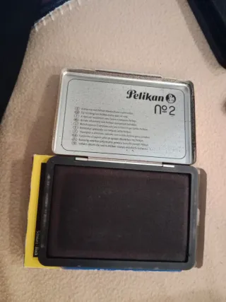 Sello de tinta Pelikan y United Office