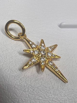 Dije Pandora Estrella Dorada