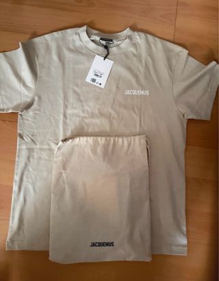 Camiseta Jacquemus Beige