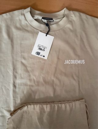 Camiseta Jacquemus Beige