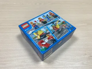 LOTE PACK TRES SET LEGO CITY 60100 + 60106 + 60127