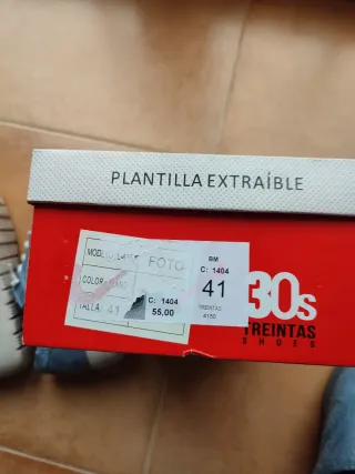 Zapatillas nuevas con plantilla extraíble