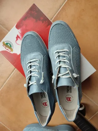 Zapatillas nuevas con plantilla extraíble