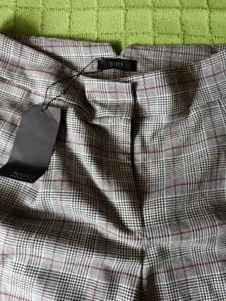 Pantalones C&A a cuadros nuevos
