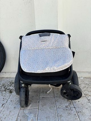 Carrito de bebé BeCool.