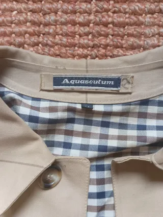 Chaqueta impermeable Aquascutum beige