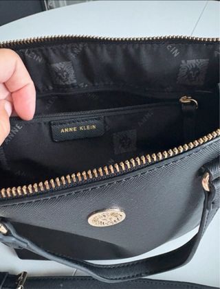 Bolso Negro Anne Klein