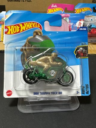 Hot Wheels 1966 Triumph Tiger 100