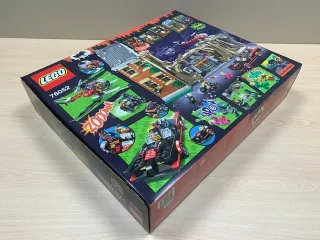 LEGO SUPER HEROES BATMAN CLASSIC TV SERIES BATCAVE