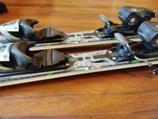 Esquís Rossignol PURSUIT 13 CARBON + Fijaciones