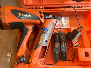 Pistola Clavadora Paslode Impulse IM90i