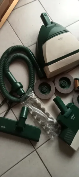 Accessori Folletto - Varie Spazzole e Tubi